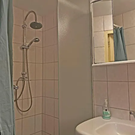 Prinsenhof # Zeventien Μπέργκεν